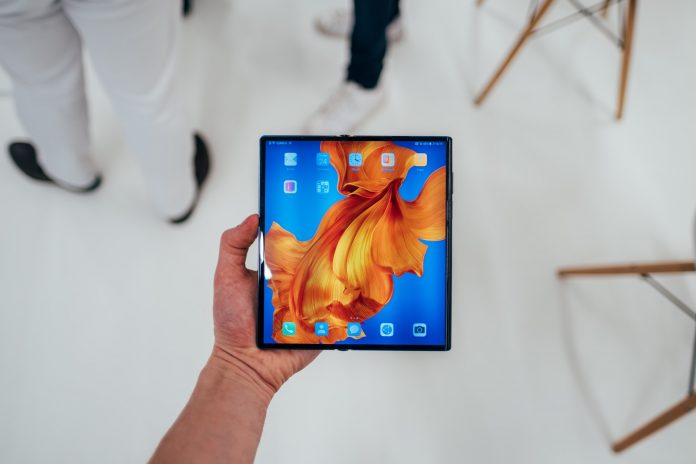 jonas-leupe-Wmauj-uL1c8-unsplash Best must have apps list